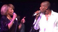 Linda Lewis and Roachford singing